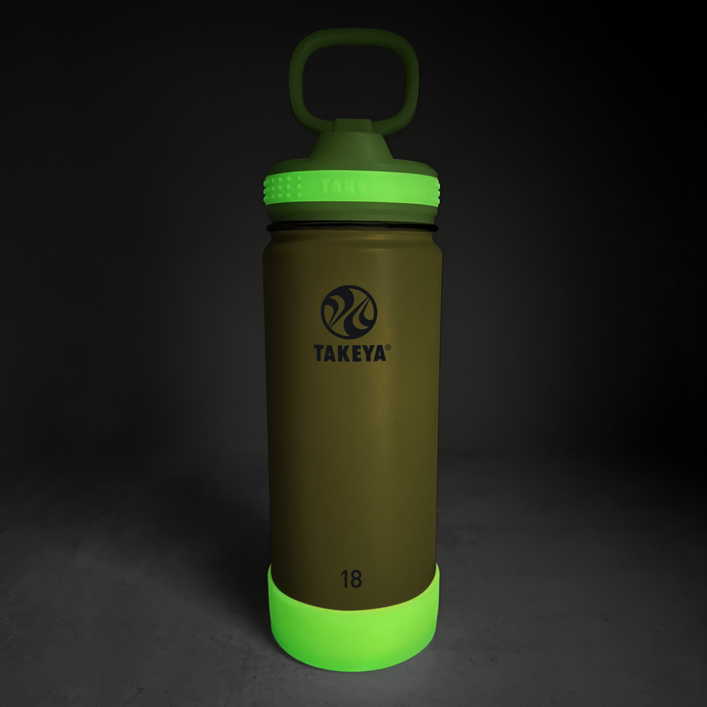 actives-kids-glow-in-the-dark-water-bottle-with-straw-lid-r3 51075-Actives-Kids-Straw-18-GID-LightningGreen-dark-V2.png