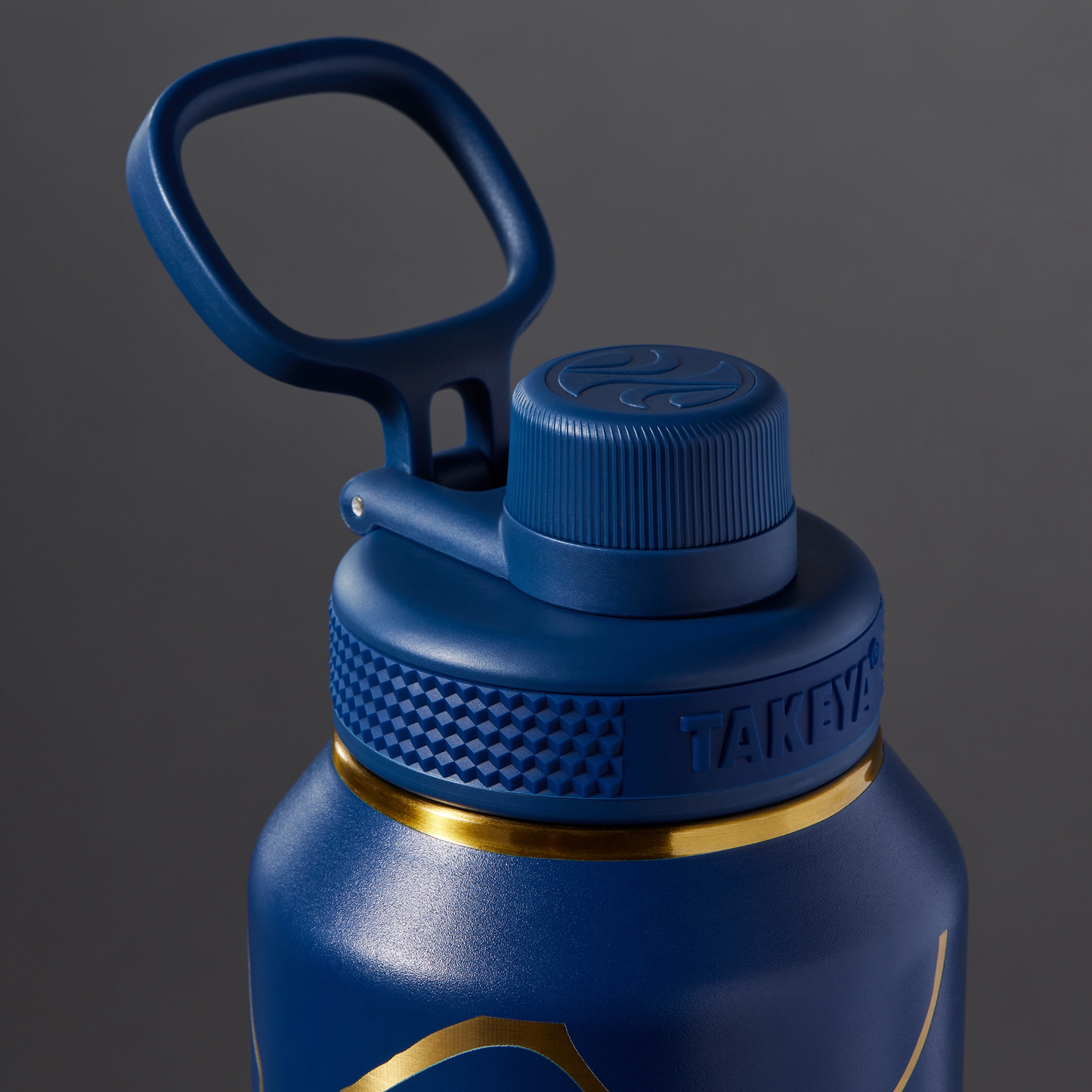 kintsugi-water-bottle-with-spout-lid-a7 51390-TK_HO25_Kintsugi_Takeya9266.png
